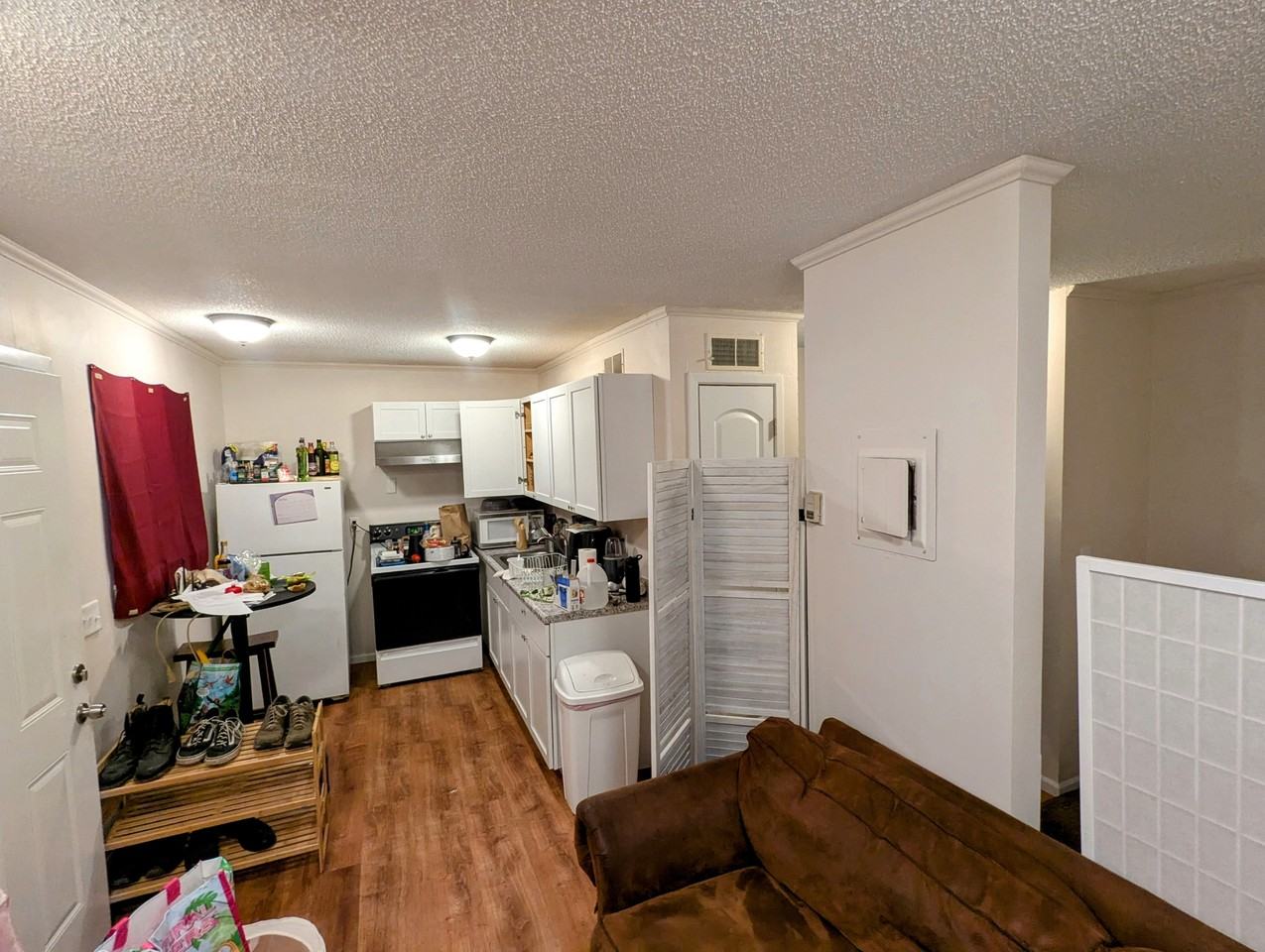 913 Michigan Street - Photo 2 of 7
