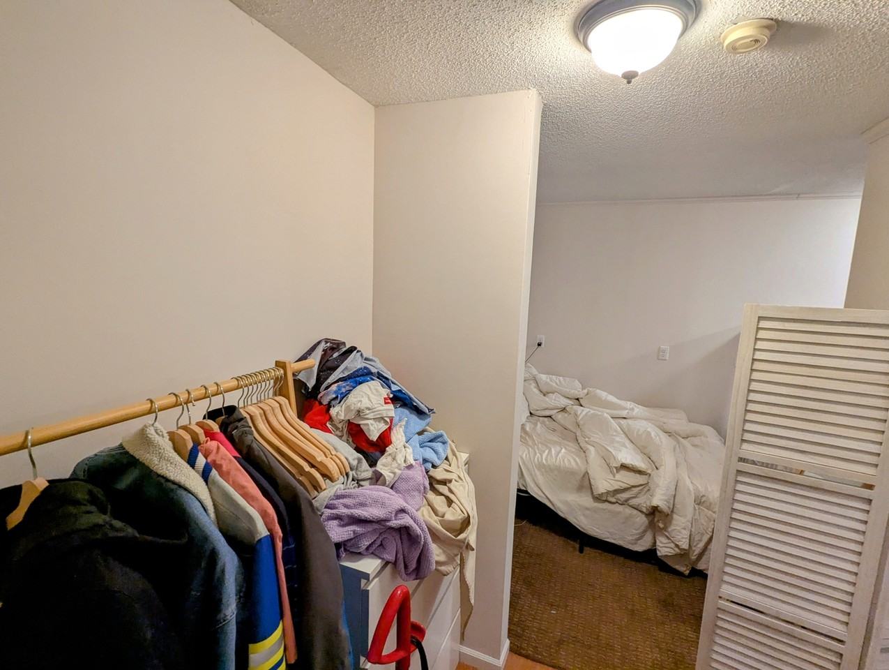 913 Michigan Street - Photo 4 of 7