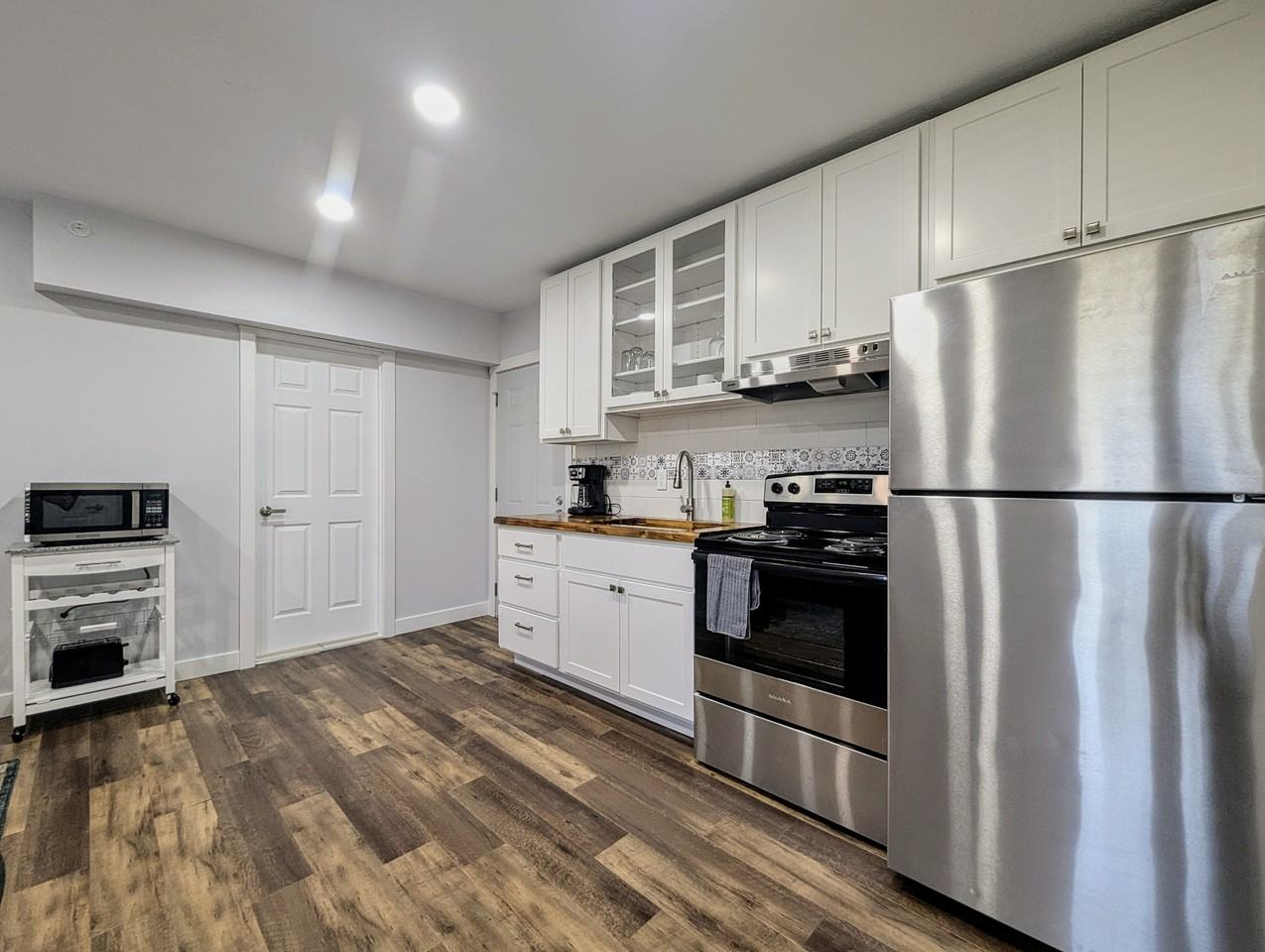 Mid North Flats at Jefferson - Photo 4 of 9