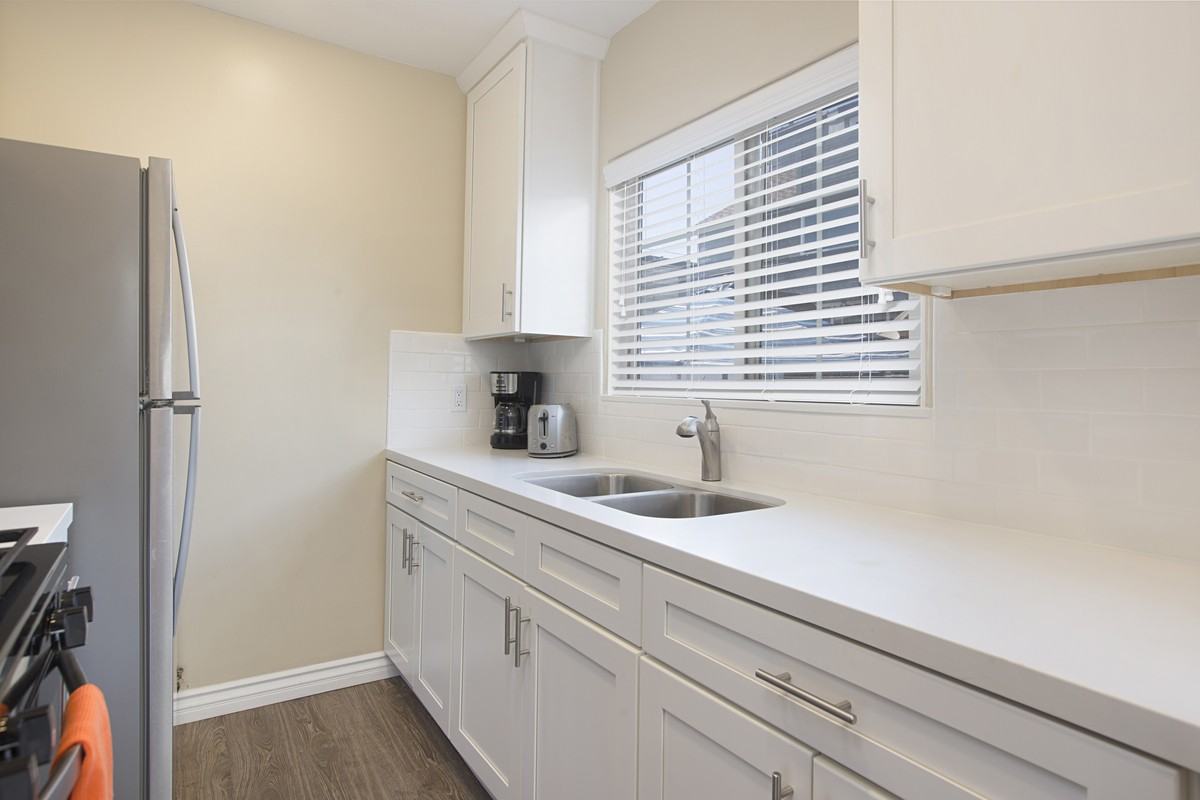 Whiting Court - Photo 3 of 50