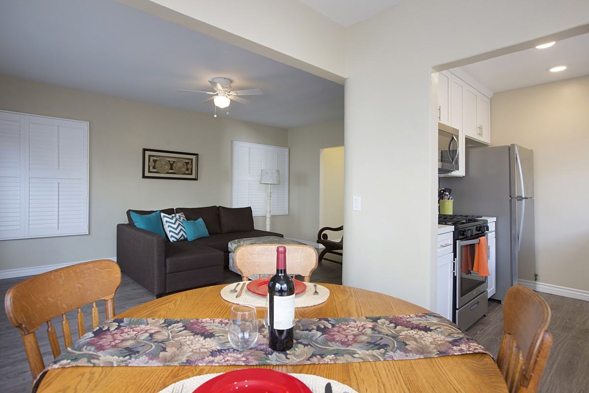 Whiting Court - Photo 6 of 50