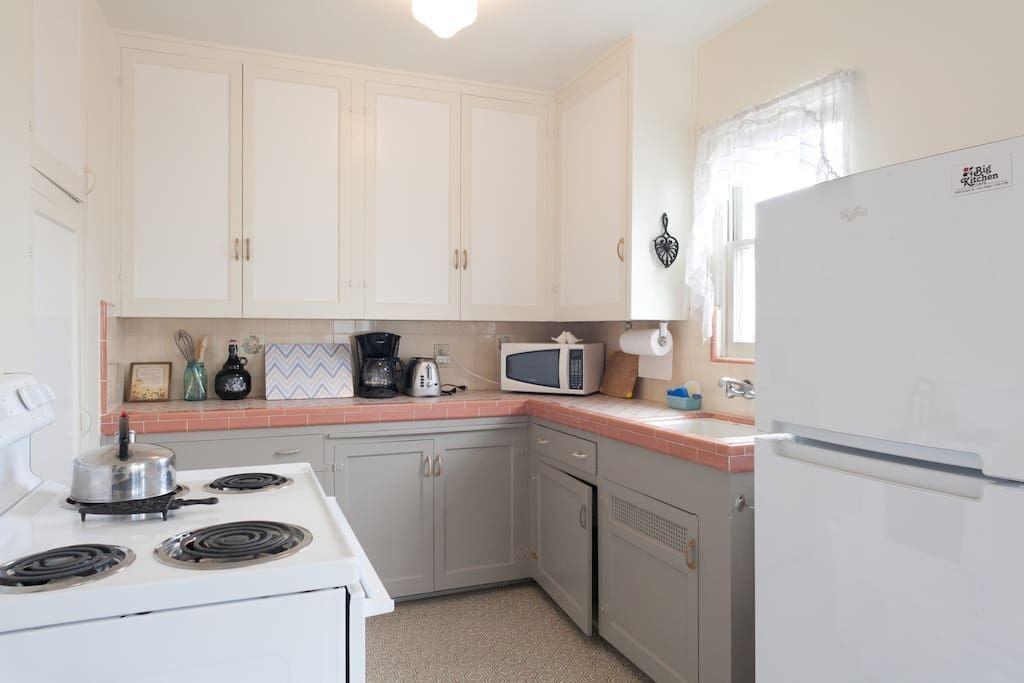 Hawthorn - Photo 6 of 11