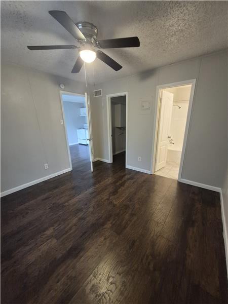 925 N 26th St - Photo 5 of 13