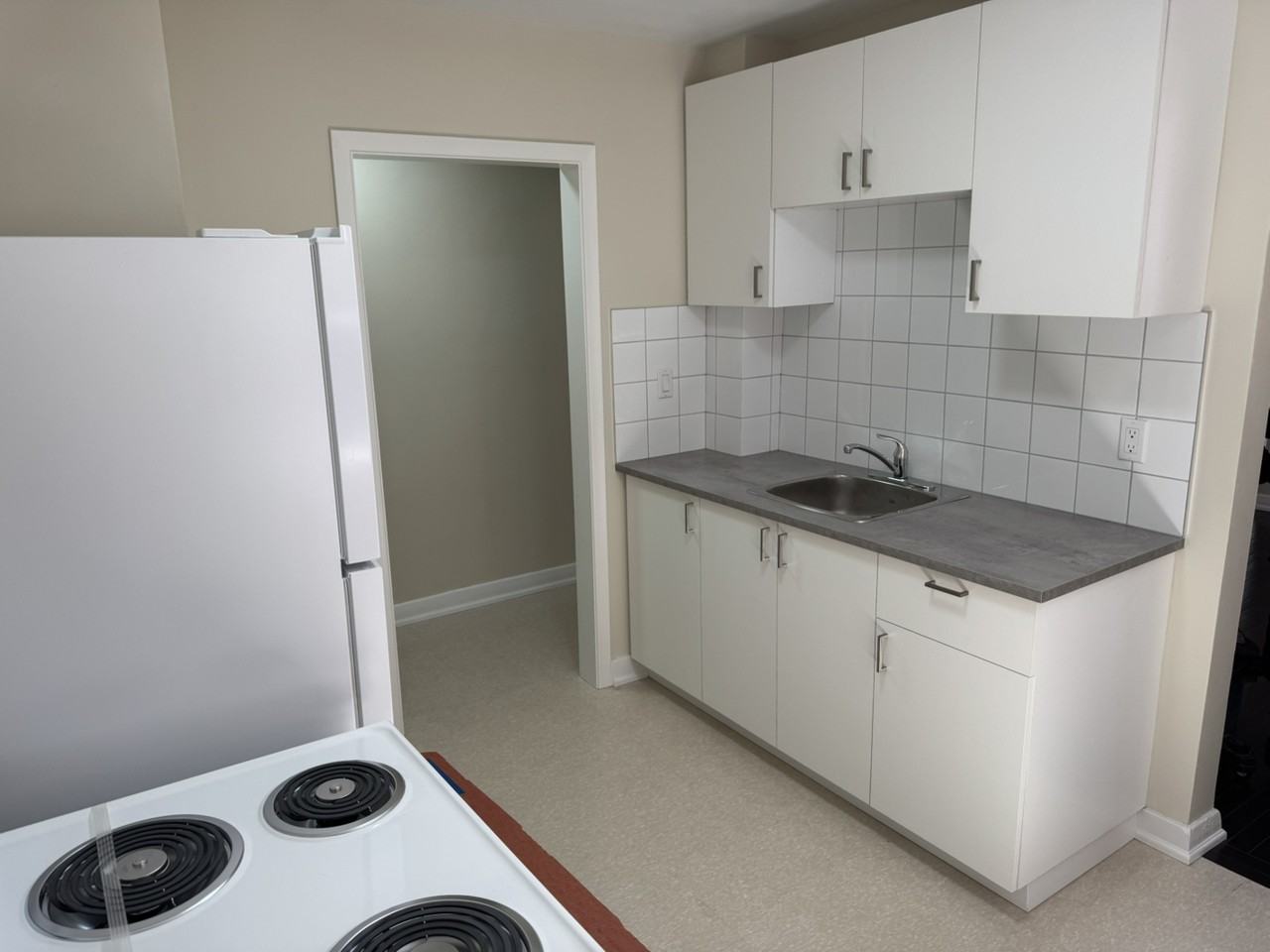 1024 O'Connor Drive #103 - Photo 2 of 11