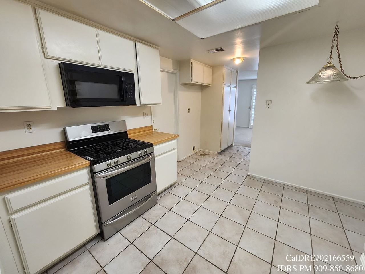 124 E Colorado Blvd #A - Photo 2 of 17