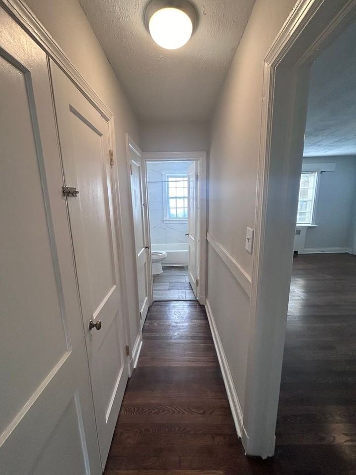 4905 Chamberlayne Ave - Photo 3 of 9