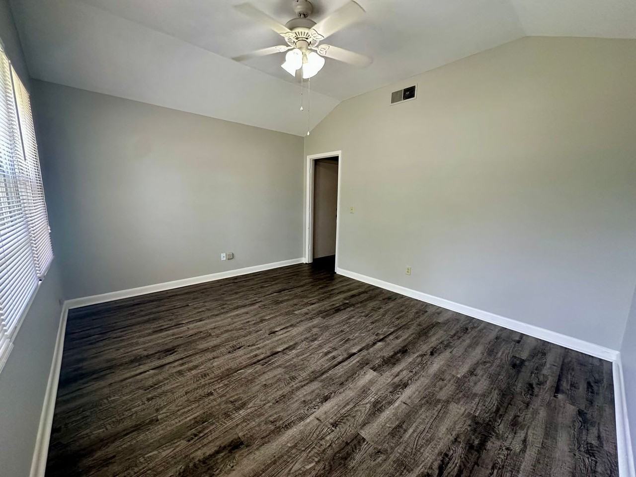 3610 Camden Hwy - Photo 2 of 10