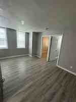 featured image of 423 Main St