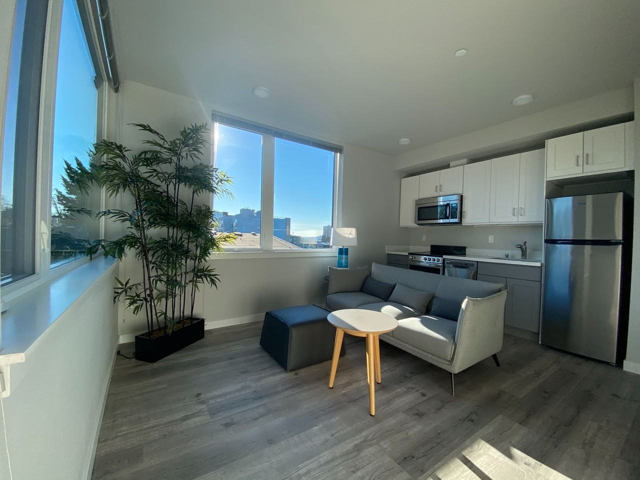 University Flats Apartments - Photo 6 of 16