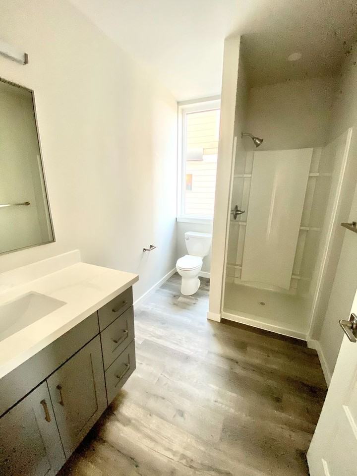 University Flats Apartments - Photo 7 of 16