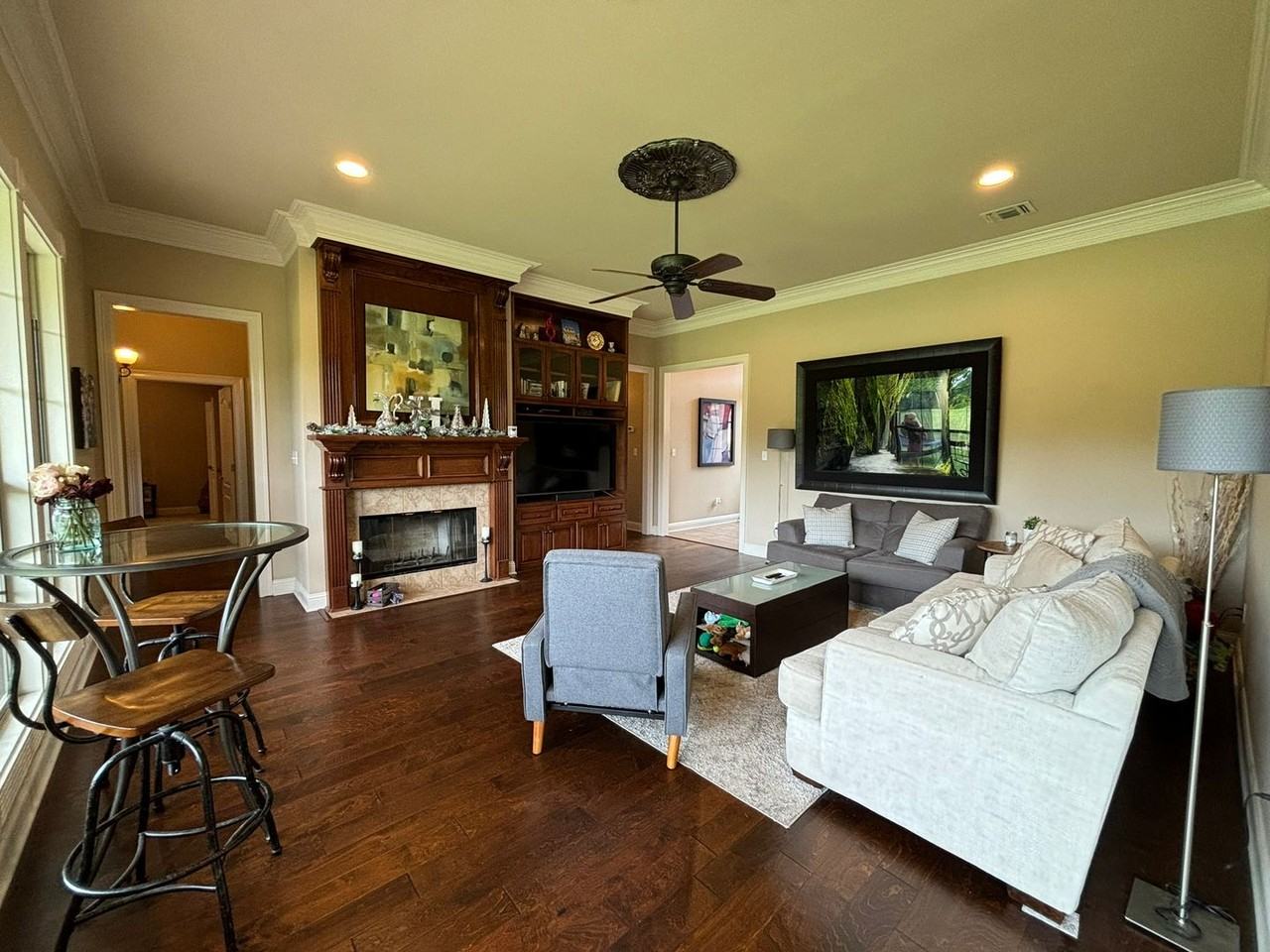 64 Turnbury Dr - Photo 7 of 35