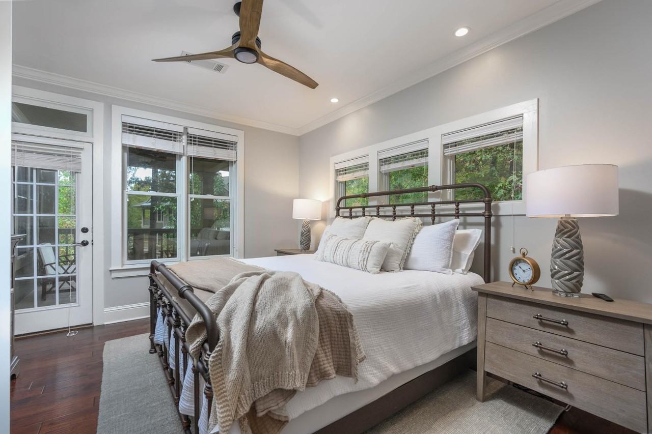 1090 Tailwater #F - Photo 7 of 13