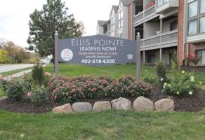 featured image of 6320 S 72nd St