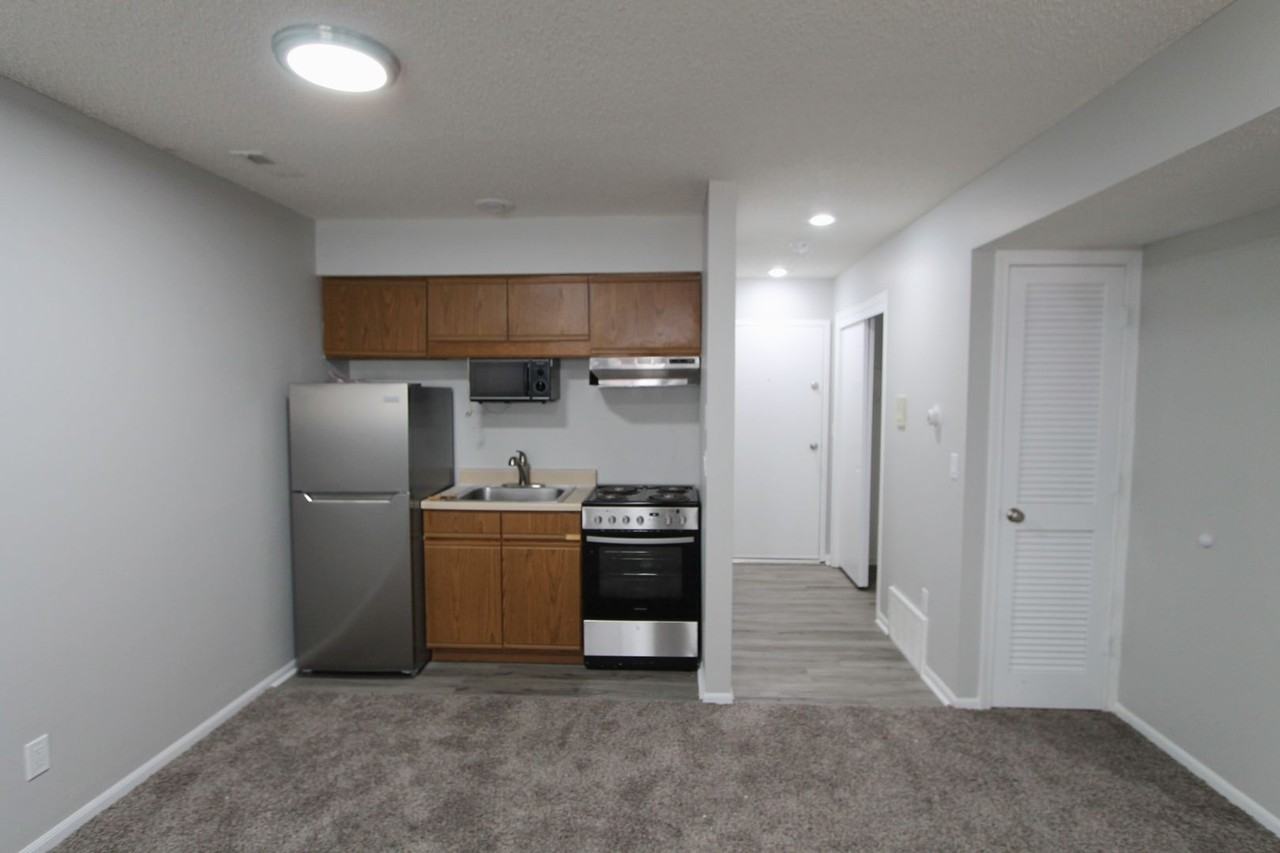 6320-6410 South 72nd Street - Photo 2 of 50