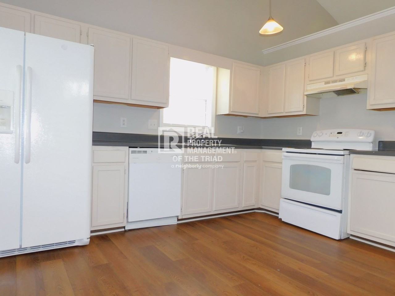 1804 Water St - Photo 3 of 19