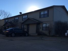 featured image of 1023 W Eagle St