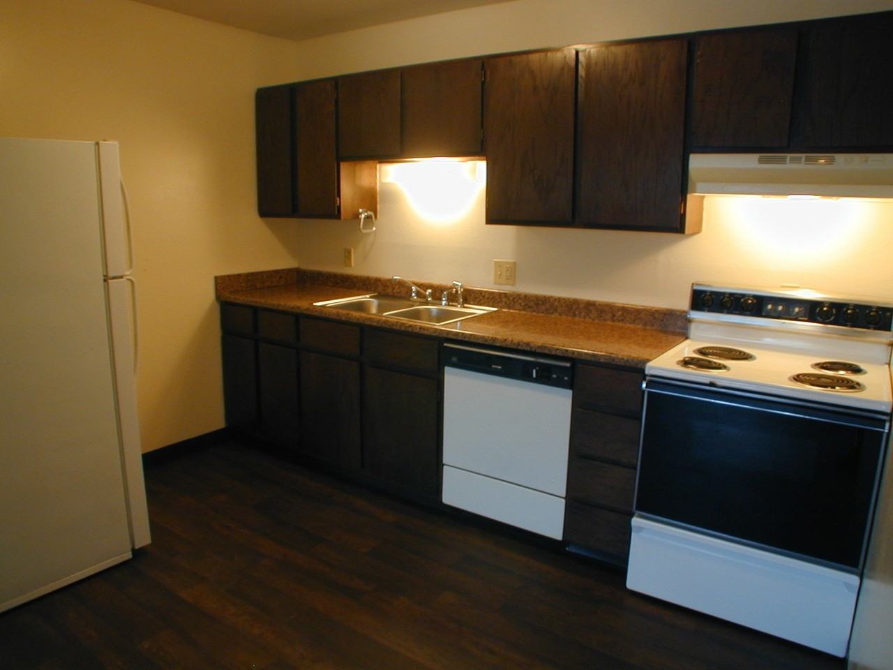Hilltop - Photo 4 of 33