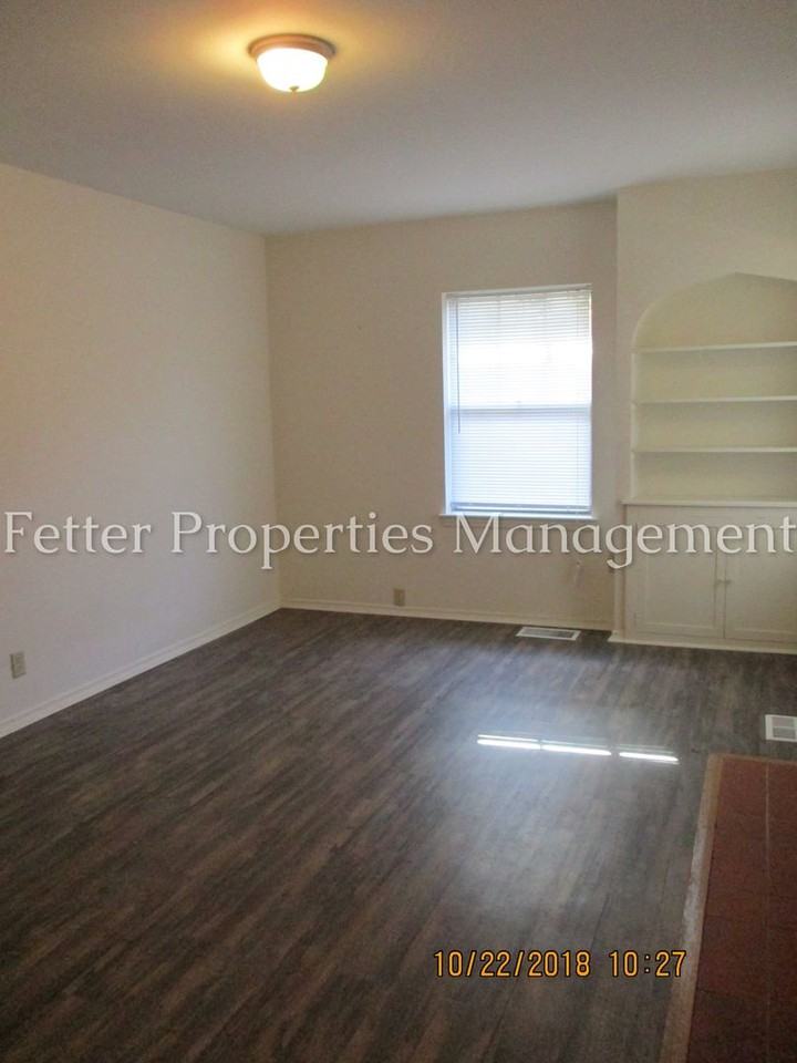 704 Lodge Ave - Photo 3 of 6