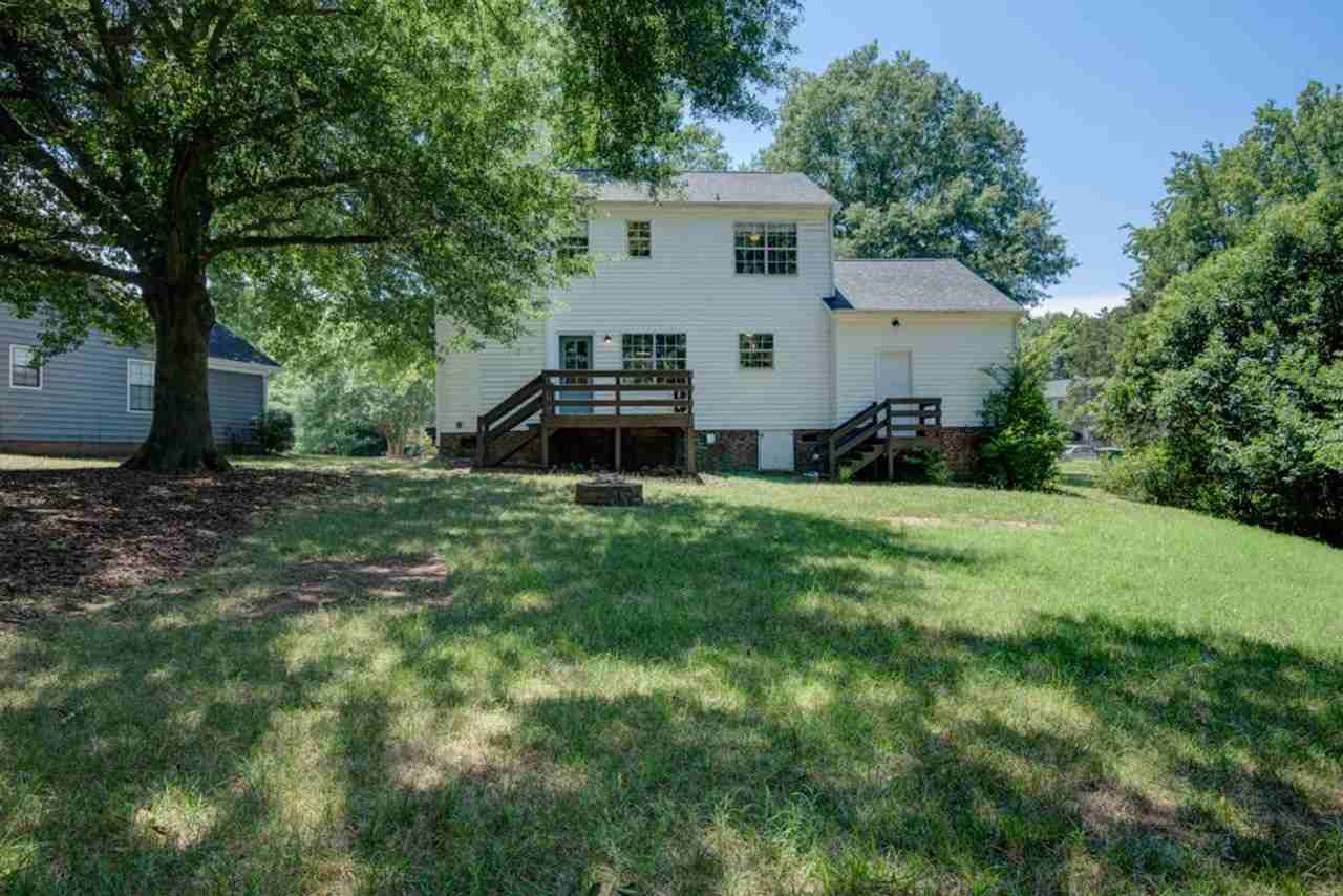 11205 Vintage Ln - Photo 2 of 24