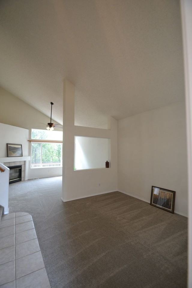 815 Riverview Ln - Photo 2 of 27