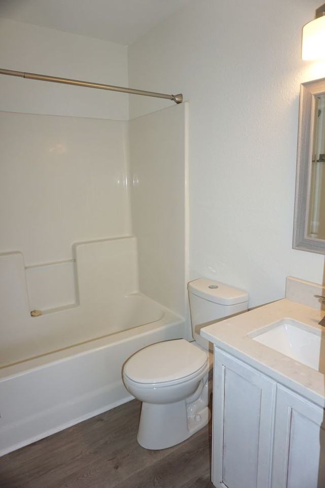 1102 Tiki Too Ave - Photo 7 of 14