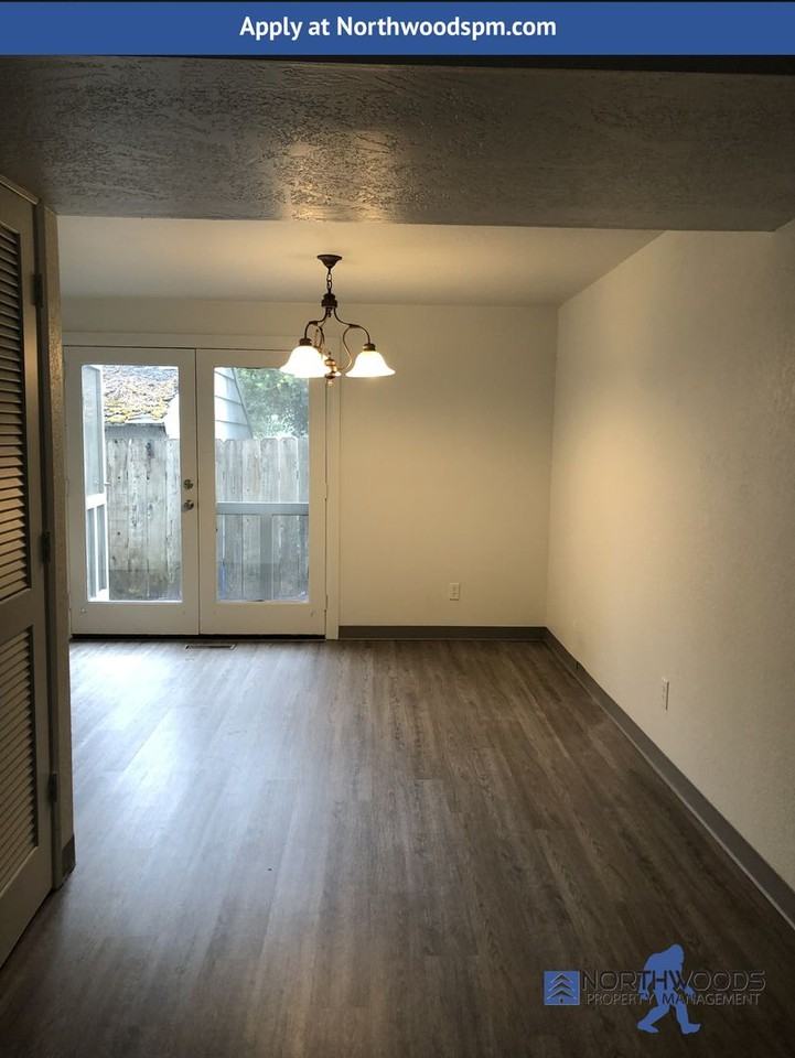 1202 Morrow Rd - Photo 7 of 25