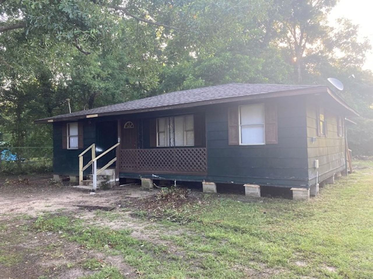 356 Live Oak Ave - Photo 2 of 16