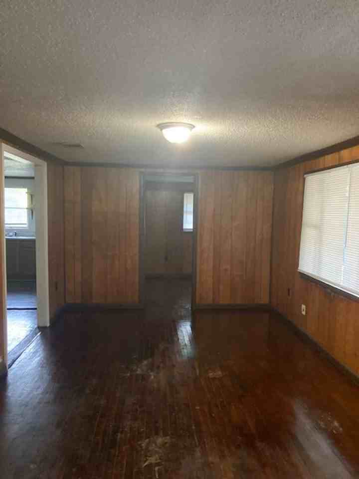 356 Live Oak Ave - Photo 7 of 16