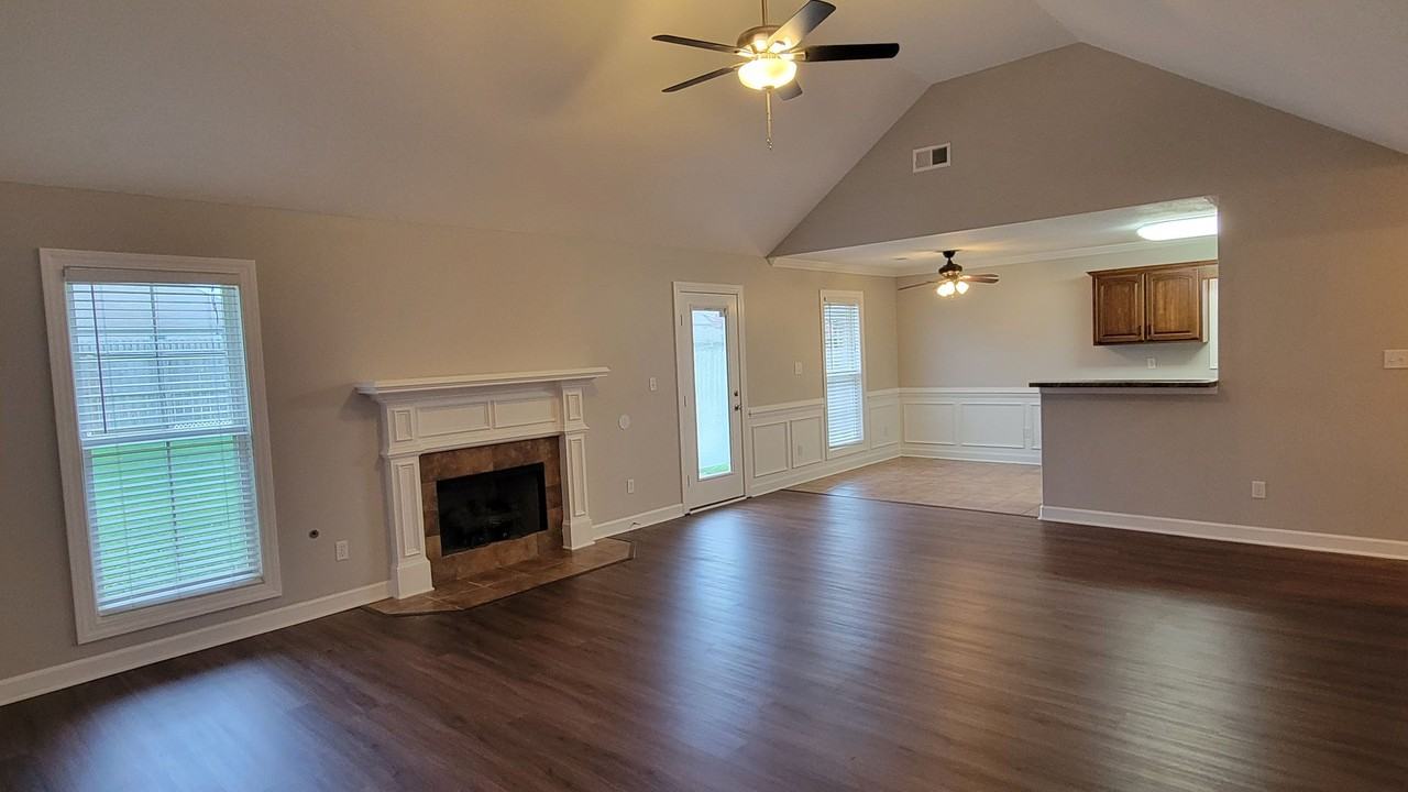 22 Grove Hill Ln - Photo 2 of 30