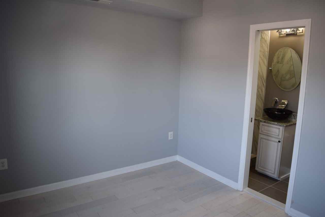 1705 Montello Ave Ne - Photo 3 of 18