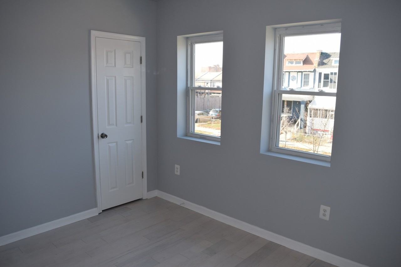 1705 Montello Ave Ne - Photo 4 of 18