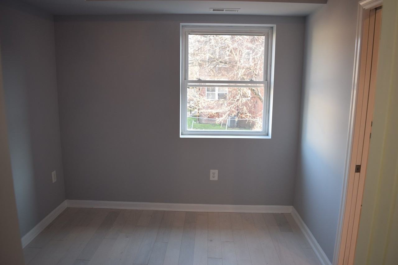 1705 Montello Ave Ne - Photo 3 of 18