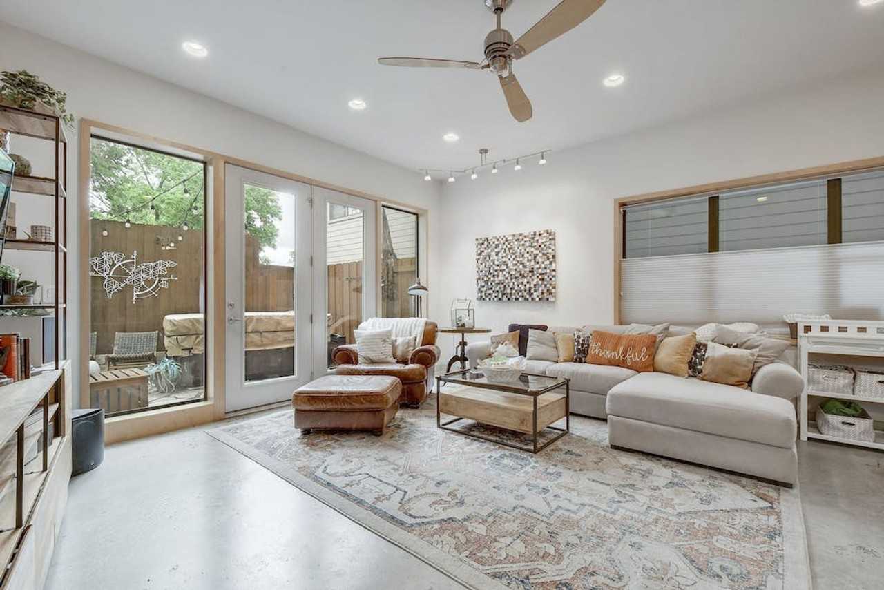 2608 Del Curto Road #3 - Photo 2 of 30