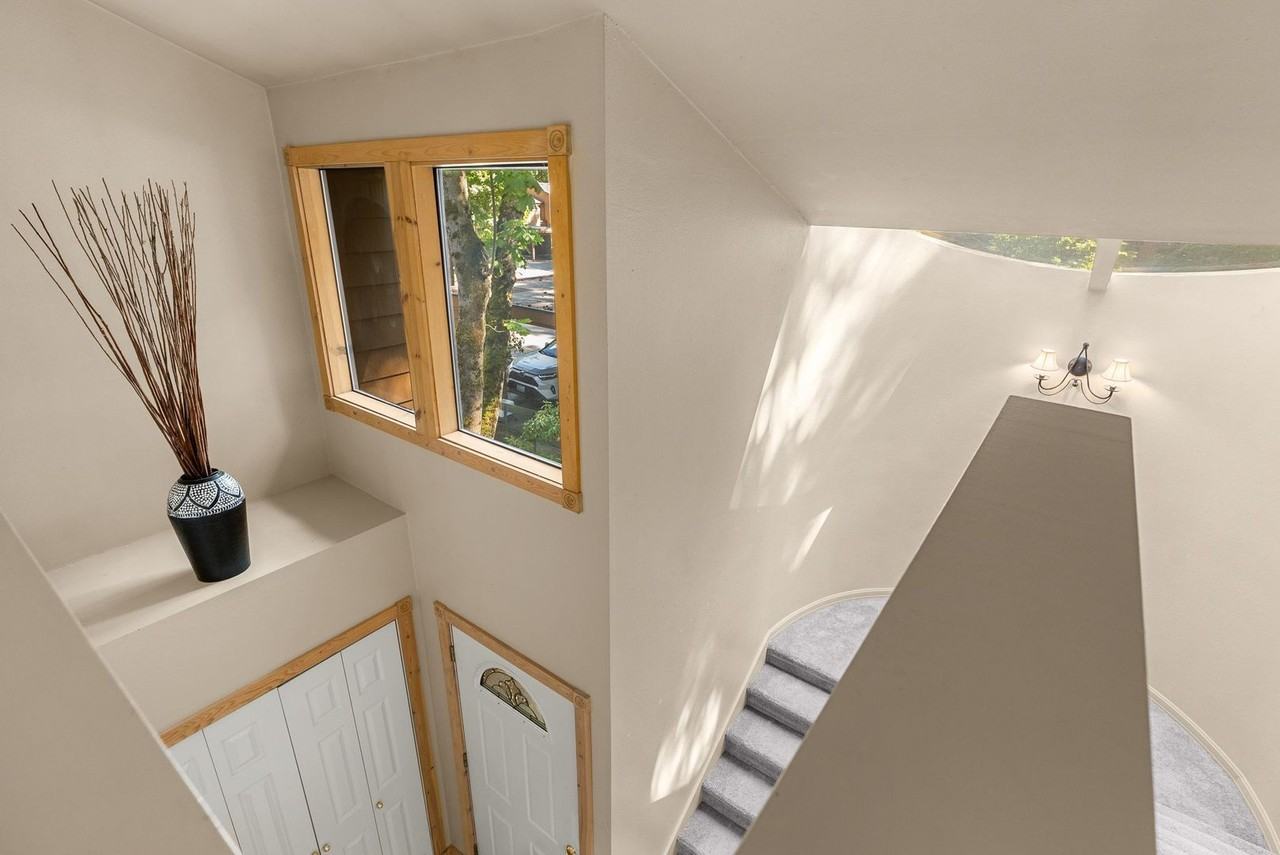 11416 Ne 128th St #65 - Photo 3 of 24