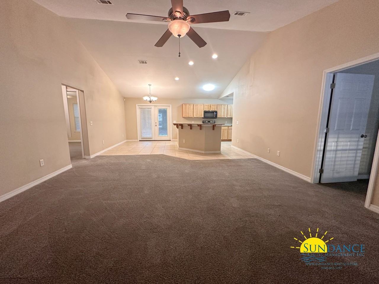 8484 Randall Dr - Photo 3 of 23