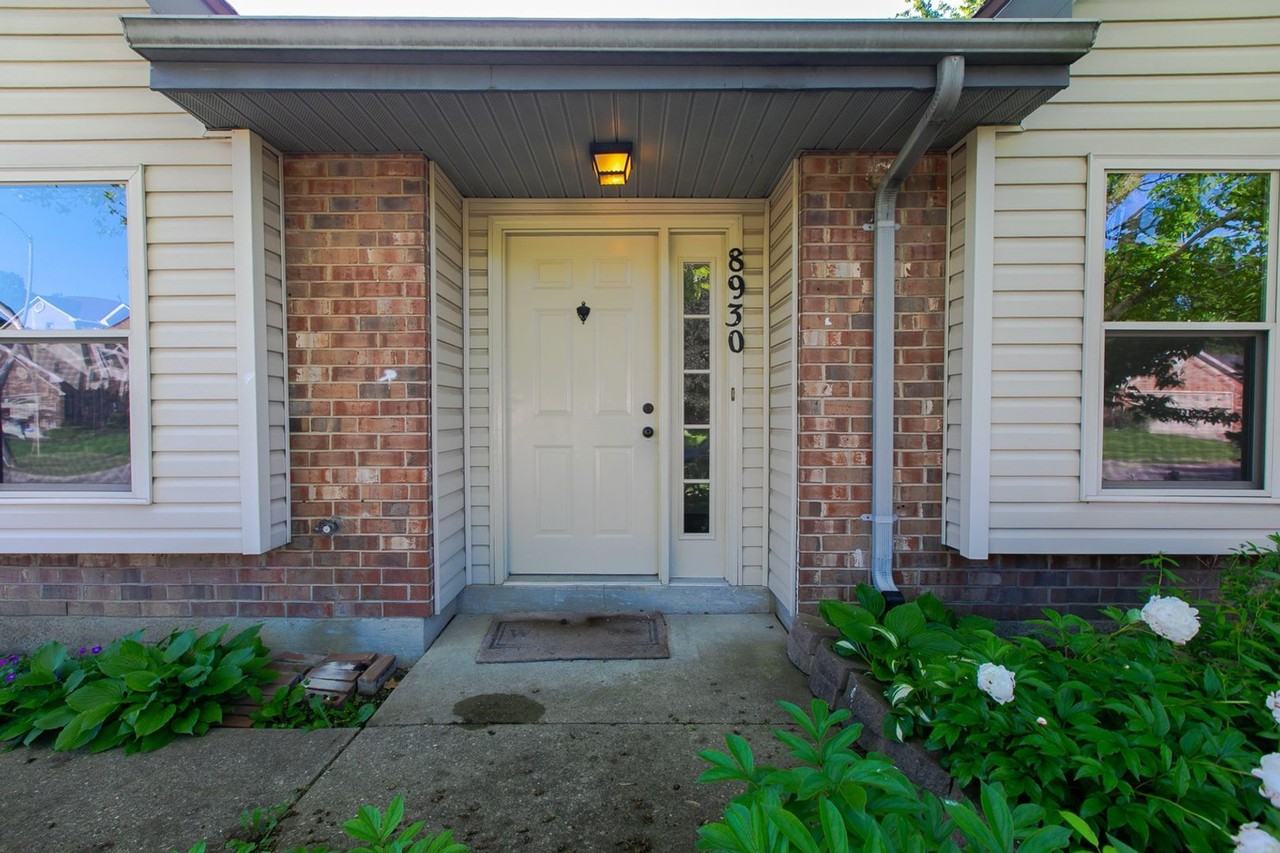 8930 Davidgate Dr - Photo 3 of 38