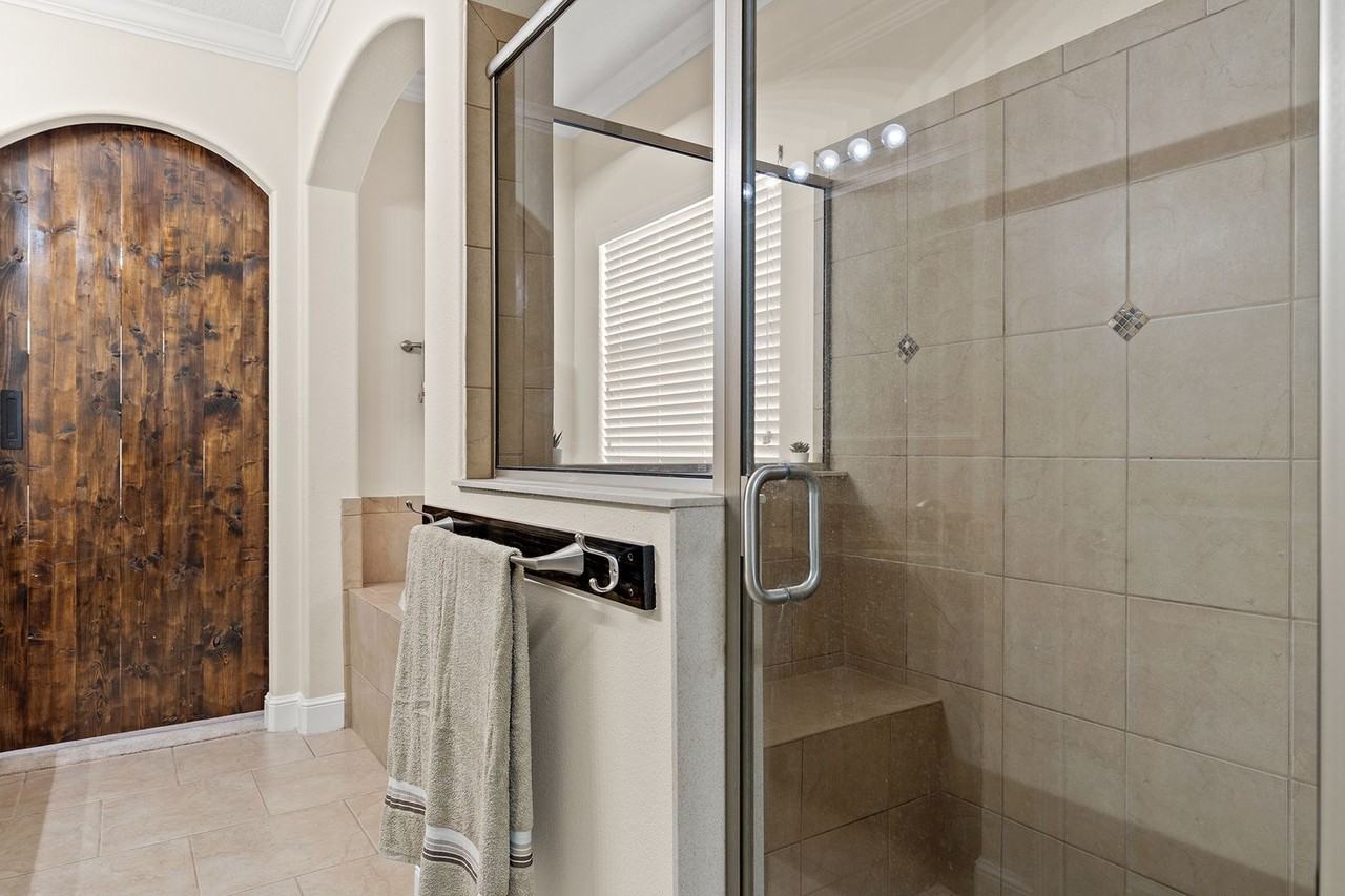 5201 Lake Hinden Cv - Photo 6 of 16