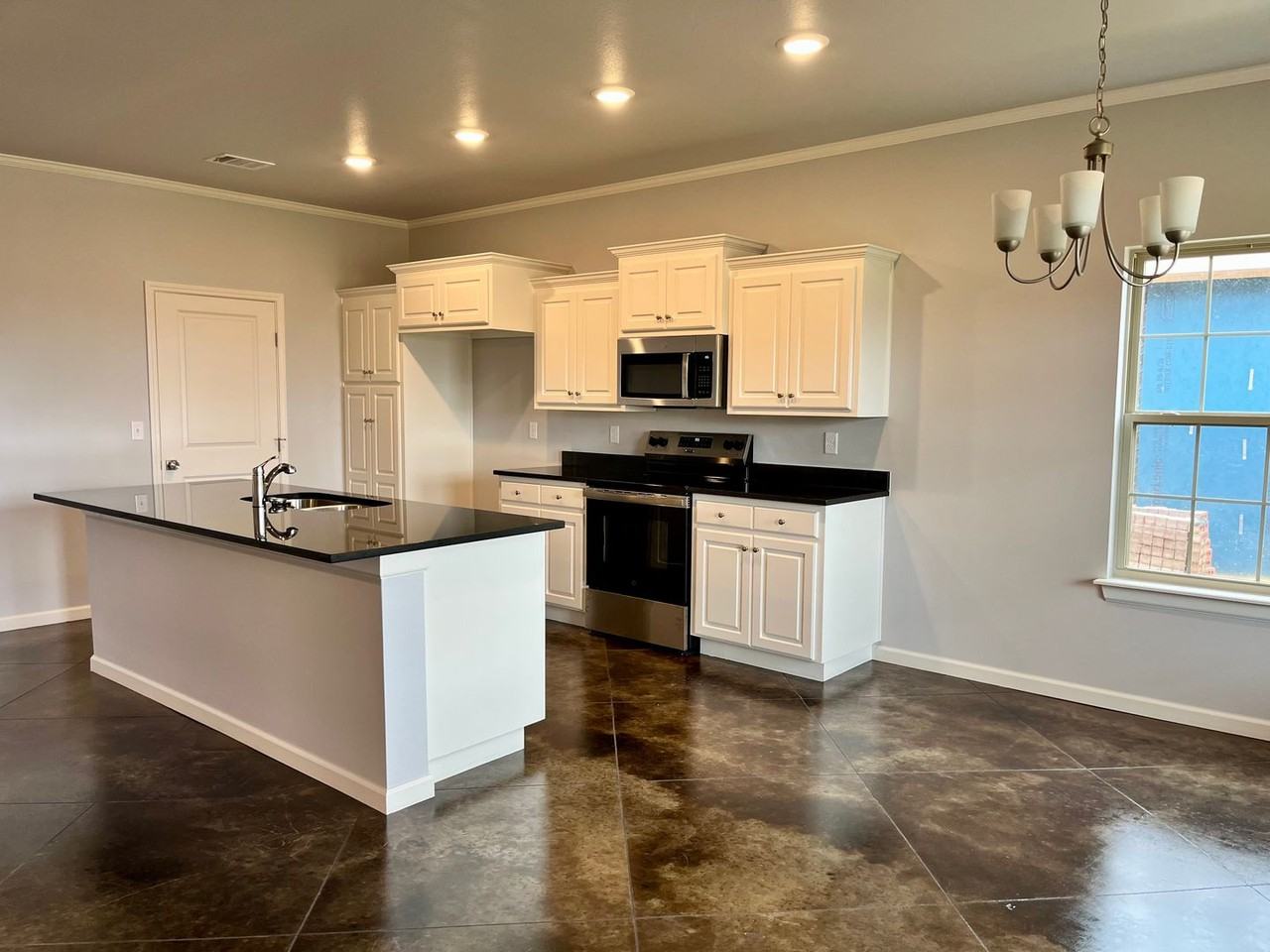 4601 Richardson Rd - Photo 3 of 13