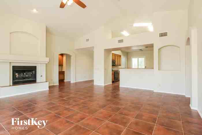 8229 N Sombrero Point Dr - Photo 3 of 15