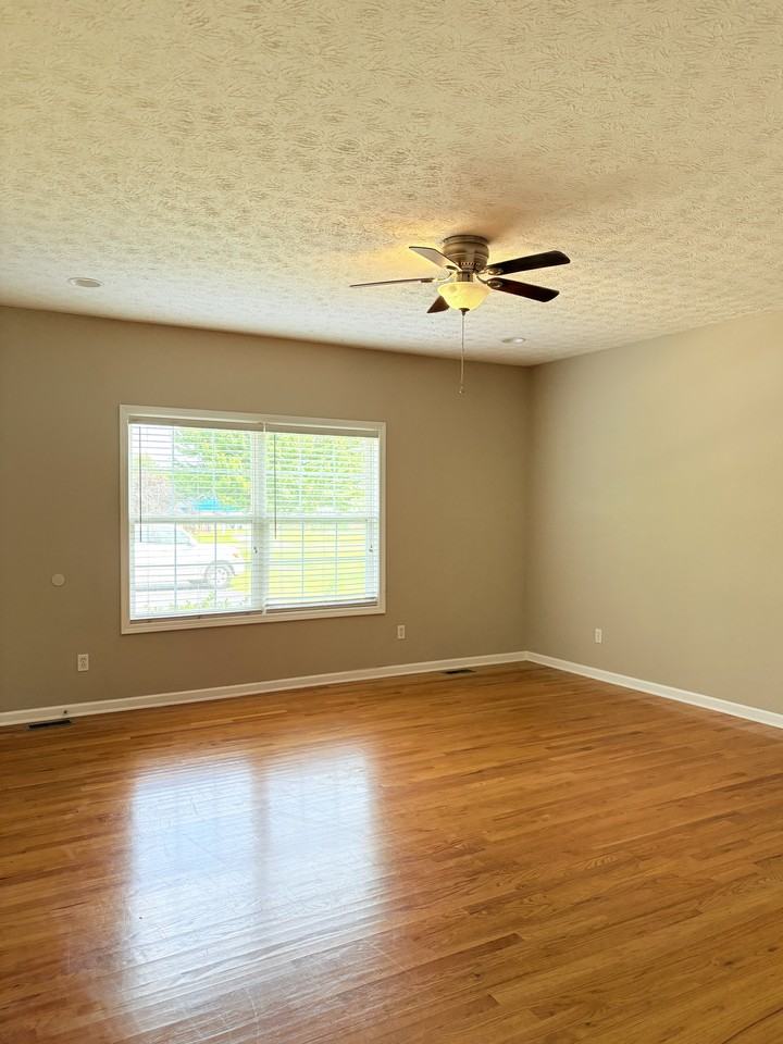 1606 Westen St #A - Photo 2 of 10