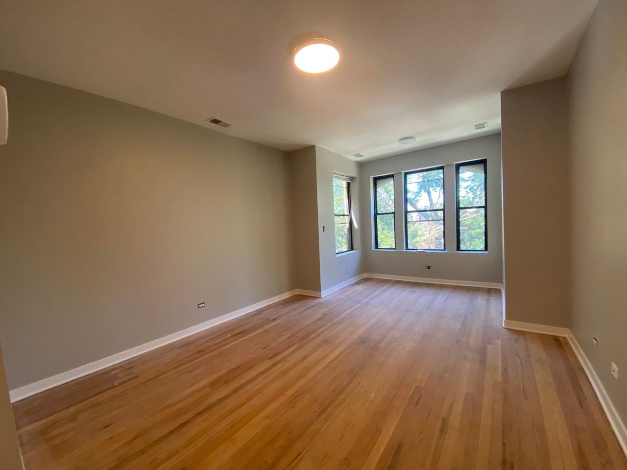 1745 W Wallen Ave #3 - Photo 5 of 17