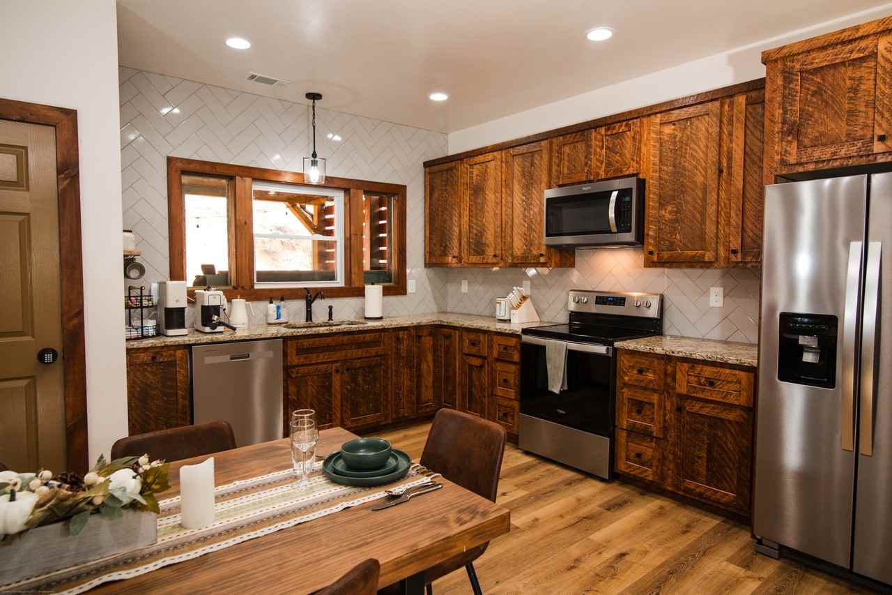 200 Echo Ln #NA - Photo 3 of 25