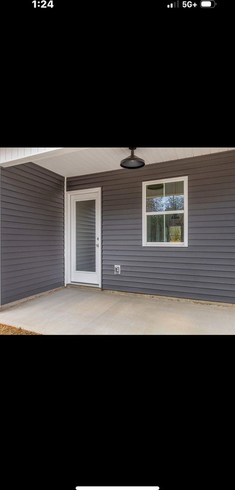 215 W Simmons St #NA - Photo 3 of 5