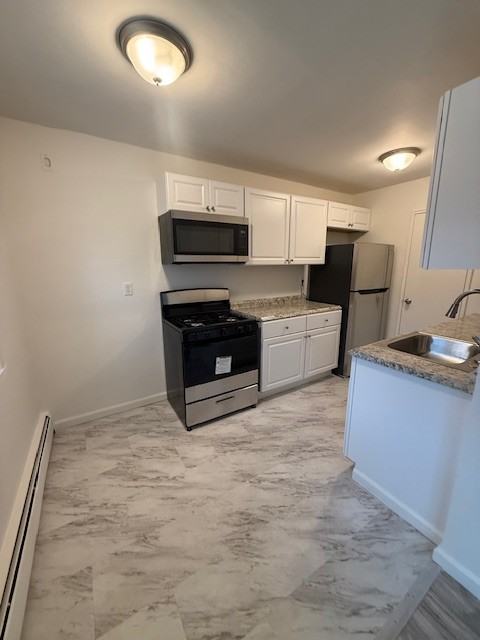 213 Court St #3B - Photo 2 of 14