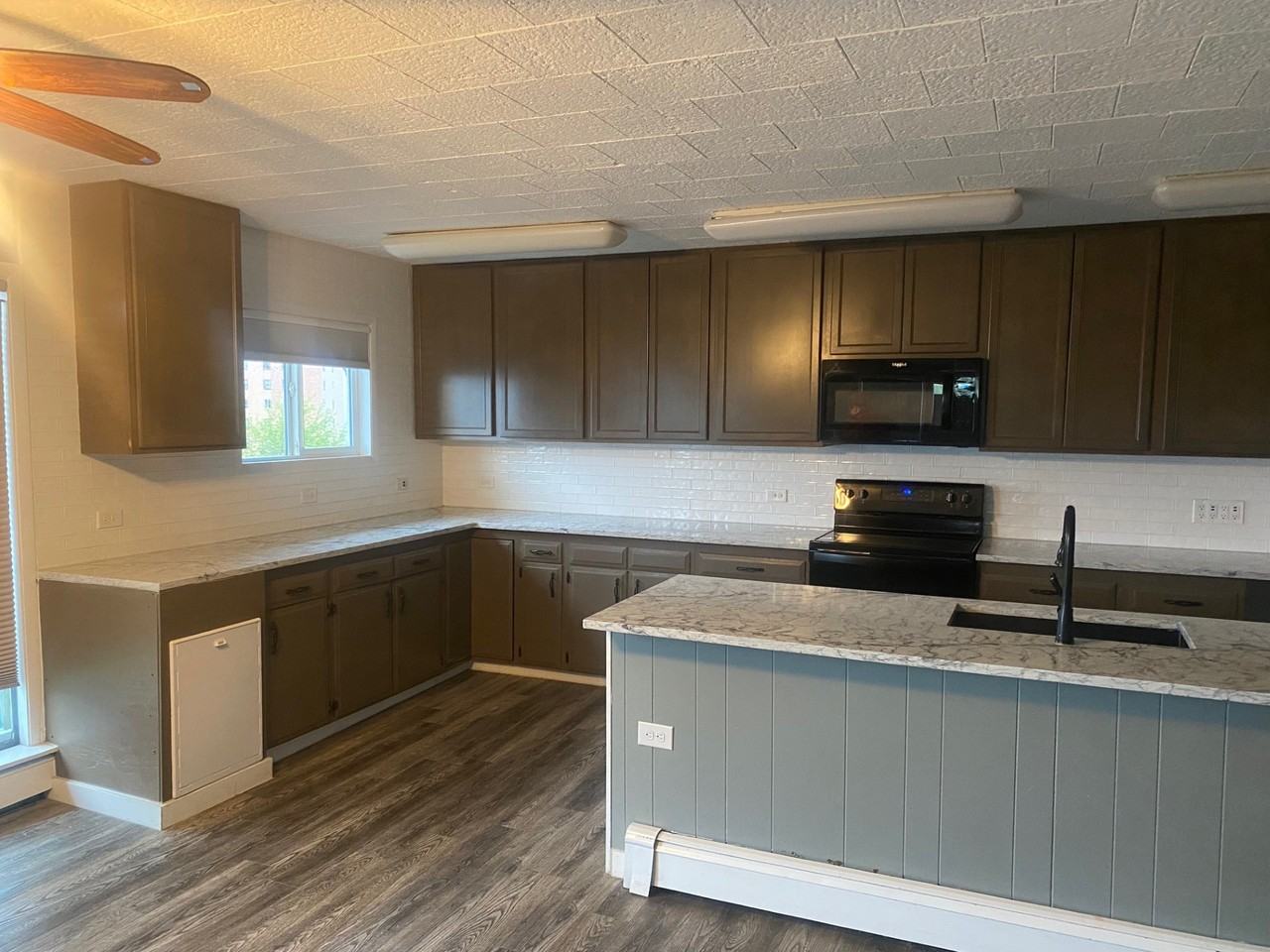 2029 Water St - Photo 2 of 8