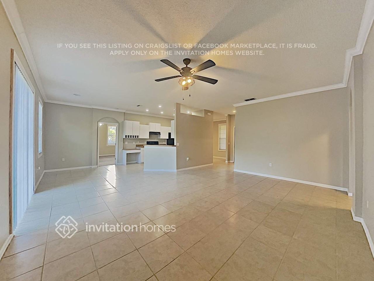 2733 Deerbrook Dr - Photo 3 of 14