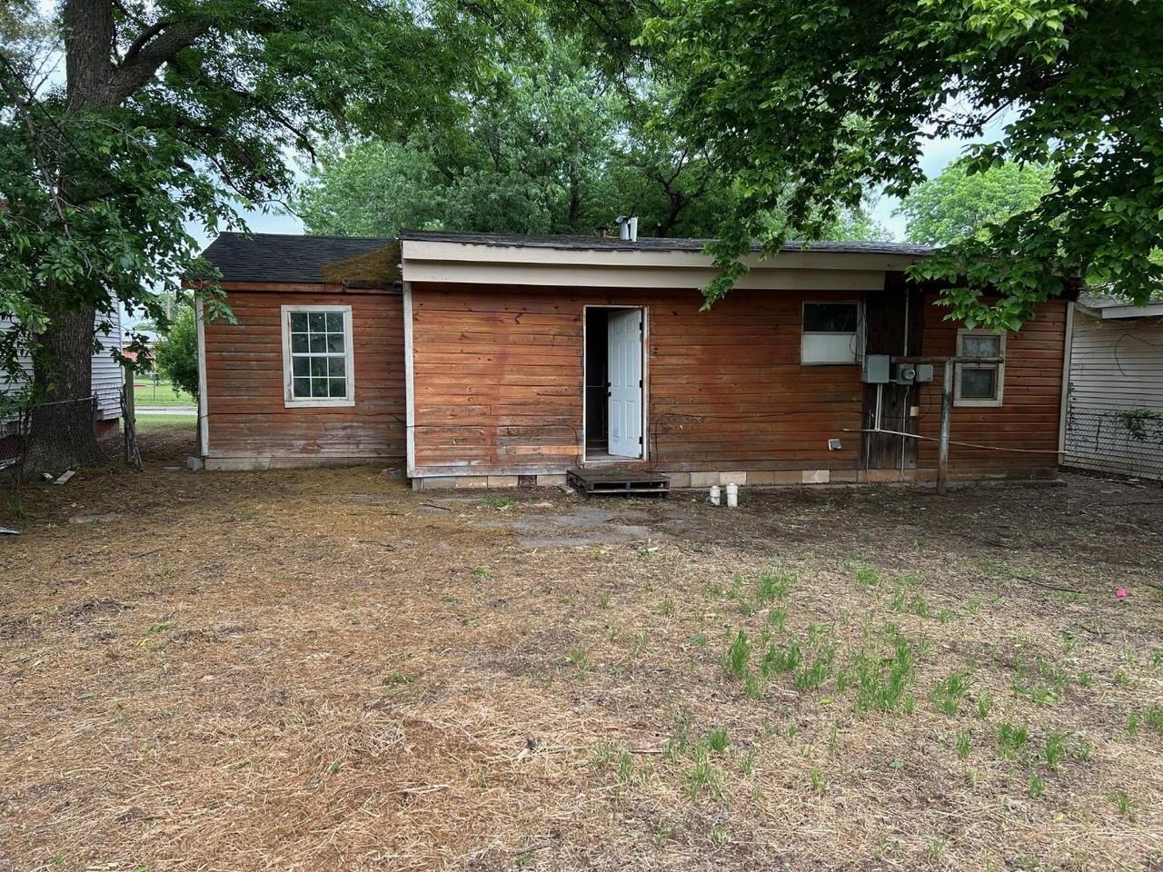 509 N J St - Photo 3 of 10