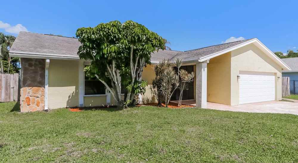 147 Viscaya Ave - Photo 3 of 16