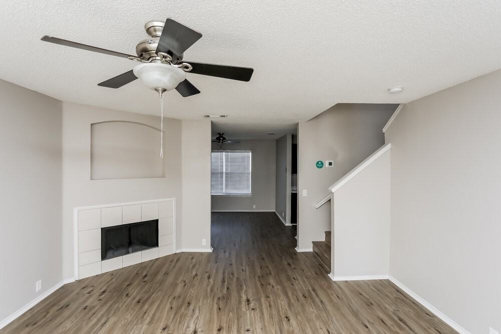411 Harvard Dr - Photo 5 of 17