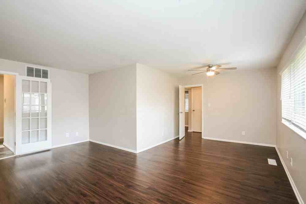5910 Rahke Rd - Photo 4 of 16